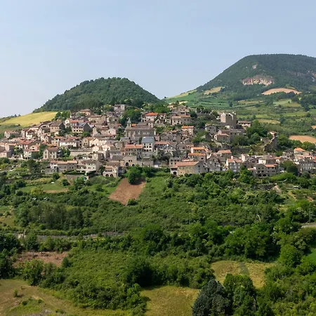 Pres Des Gorges Du Tarn Et Du Viaduc De Millau
